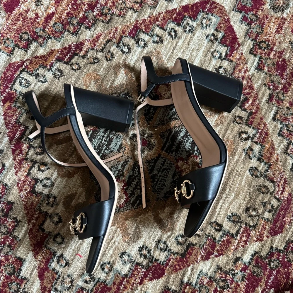 Gucci Black Sandals with Gold Accents - Picture 2 of 5